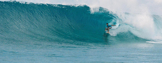 How to Read the Wave When Surfing & Stay in the ‘Sweet Spot’