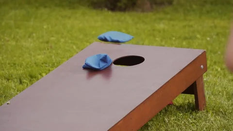 The Dos and Don'ts of Custom Cornhole Set Design for B2B Marketing